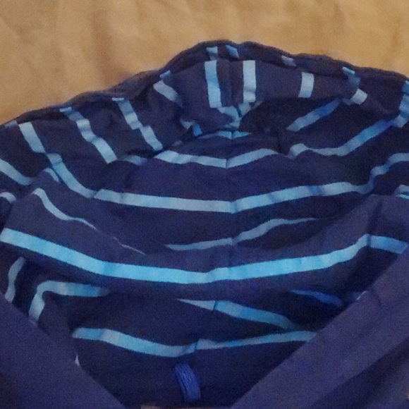 Navy blue pull over jacket - Picture 2 of 3